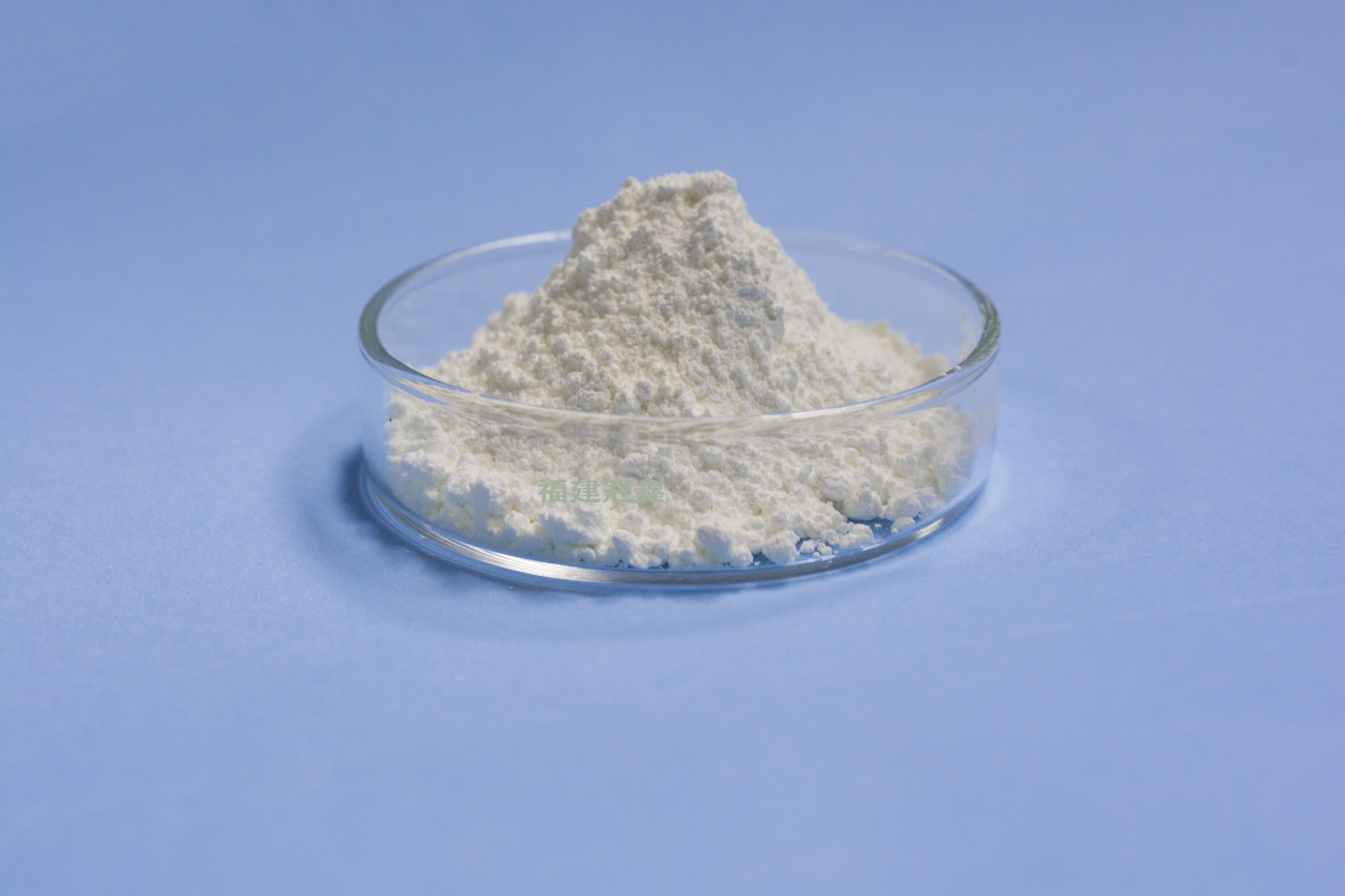 Active zinc oxide